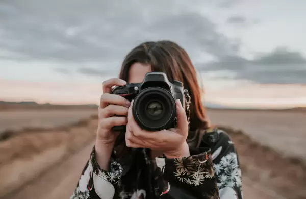 10 sitios web para vender fotografías e imágenes en línea