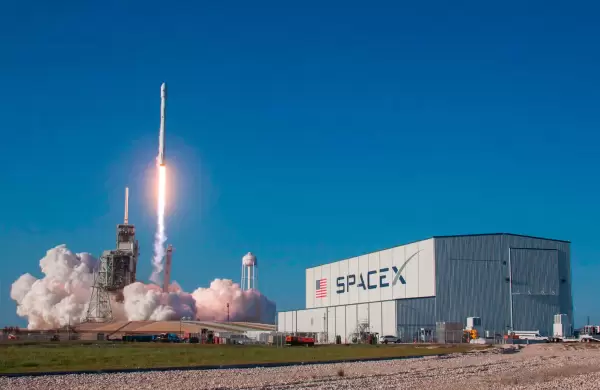Elon tiene luz verde para lanzar Starship 25 veces al año y acelerar su plan espacial hacia la Luna y Marte