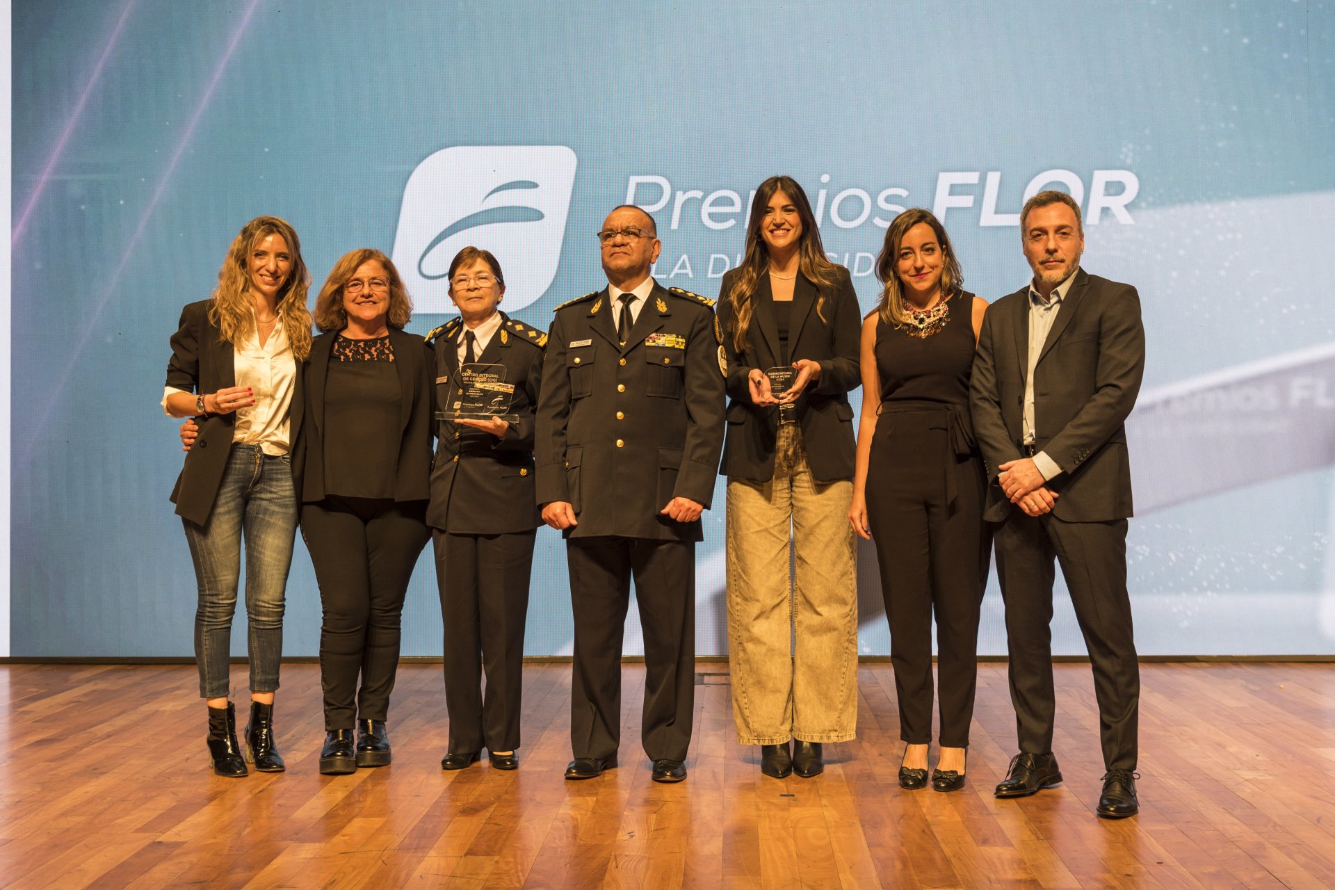 Fundación FLOR anunció los ganadores de los premios que reconocen a las ...