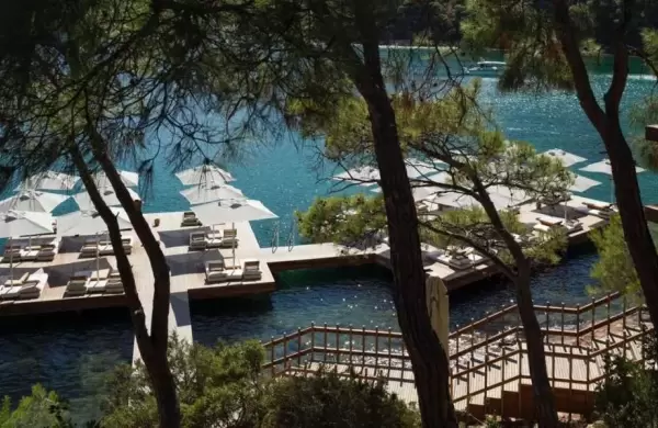 Ocho hoteles boutique de Europa con vista al mar