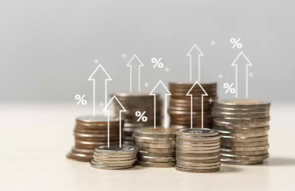 El interés por remuneraciones en pesos crece y bancos y fintech compiten con tasas y topes más altos