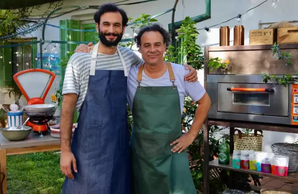 De la góndola del supermercado hasta Hong Kong: cómo es el nuevo proyecto del chef Roberto Petersen junto a su hijo Mateo