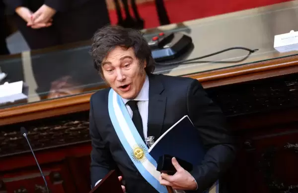Seis meses de números en verde: el Gobierno celebra un superávit fiscal histórico que consolida su ancla económica