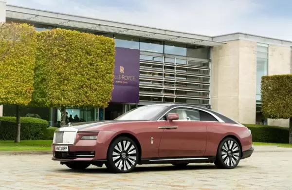 Así es "Spectre", el primer vehículo eléctrico de Rolls -Royce: novedades, precio y curiosidades del nuevo lanzamiento
