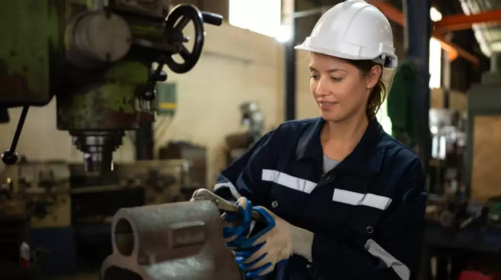 mujeres en logistica