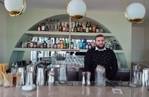 Buenos Aires entre las nubes: una experiencia de coctelería de autor que desafía las alturas
