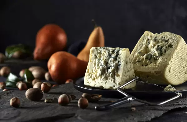 Día del queso azul: su historia, variedades y uso en la gastronomía argentina