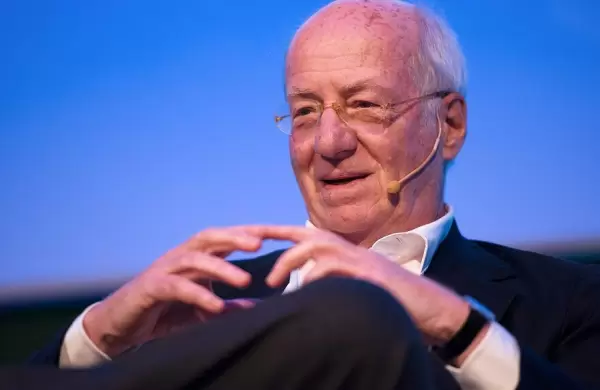 Paolo Rocca celebra sus 73 años entre inversiones en Vaca Muerta, minería y su charla furor con universitarios sentado en el piso