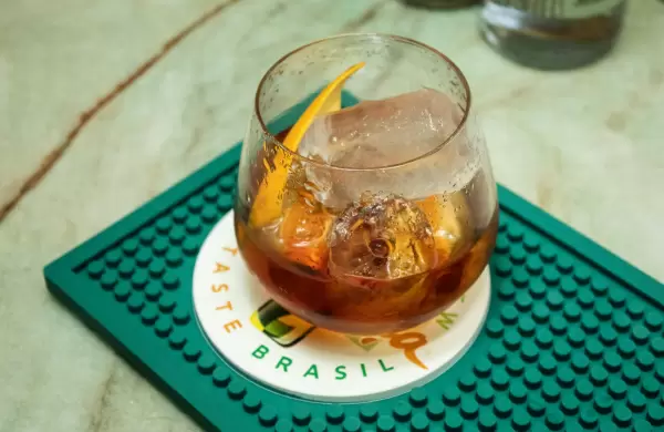 Mucho más que caipirinha: las revelaciones de un experto sobre la cachaça y cómo maridarla con la parrilla argentina