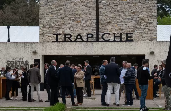 Trapiche Costa y Pampa organiza su clsico almuerzo de networking por el Coloquio de IDEA