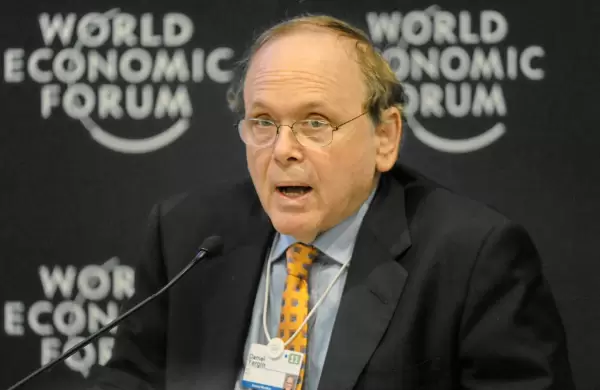 El vicepresidente de S&P Global advirtió que la economía global está en un "momento peligroso"