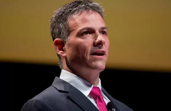 El inversor multimillonario David Einhorn revel cul es la accin "ms barata" para invertir en IA