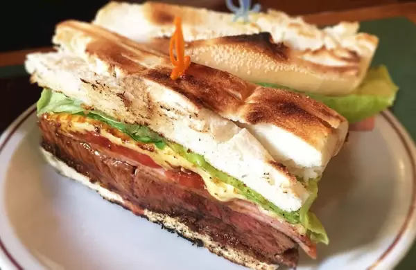 Día internacional del sándwich: Argentina brilla en un prestigioso ranking global con su clásico "lomito" y el sánguche de milanesa