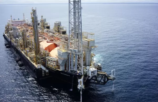 PAE inscribi su proyecto de GNL al RIGI y se compromete a invertir US$ 2.900 millones