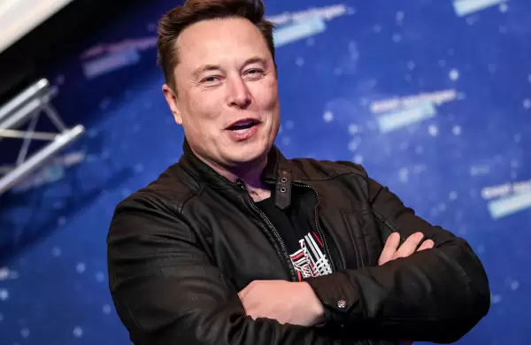 Elon Musk alcanza un patrimonio de más de 400 mil millones de dólares, y es la primera persona en lograrlo