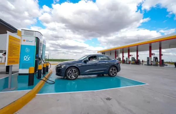 Shell y Audi presentaron la experiencia de movilidad eléctrica en el corredor Buenos Aires-Córdoba