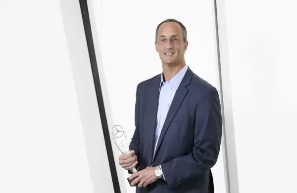 Ral Barcesat, CEO de Mercedes-Benz Camiones y Buses: "Para el 2025 esperamos un crecimiento del 25%"