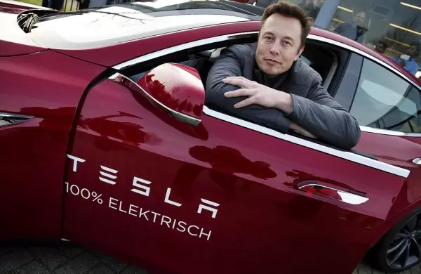 Las acciones de Tesla obtienen otra mejora de la calificación de los analistas mientras Elon Musk celebra un nuevo máximo histórico
