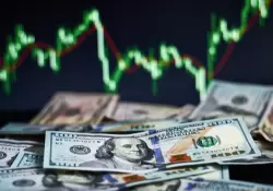 El dólar pierde fuerza frente a otras divisas: cómo afecta las cartera de inversión