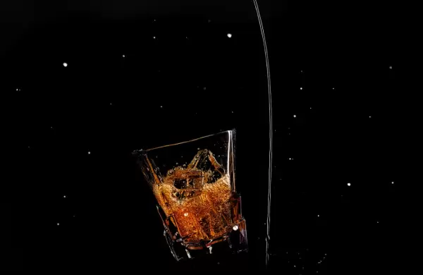 El renacimiento inclusivo del whiskey: cmo pas de ser un smbolo de status a un puente de experiencias compartidas