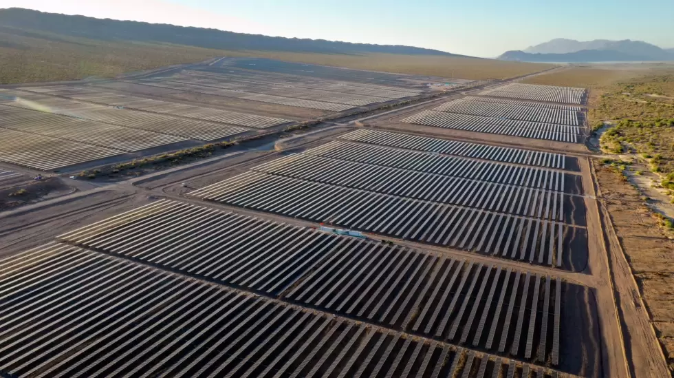 genneia parque solar ullum