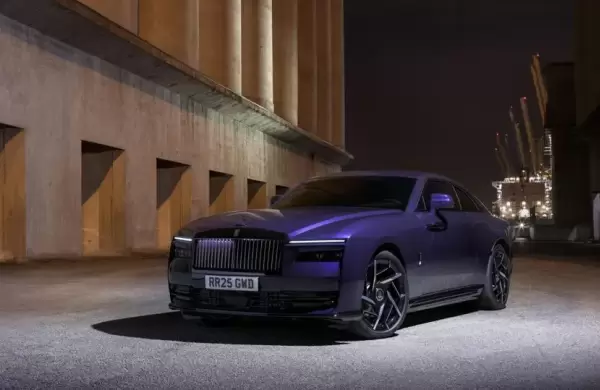 Conozca el Rolls-Royce ms potente de la historia: el Black Badge Spectre