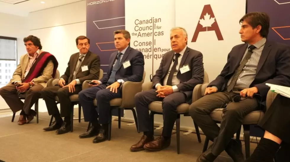 Gobernadores de provincias mineras en la PDAC 2025