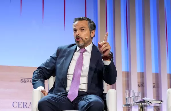 Vaca Muerta en la mira de dos gigantes: los planes de Total y Harbour para crecer en el país