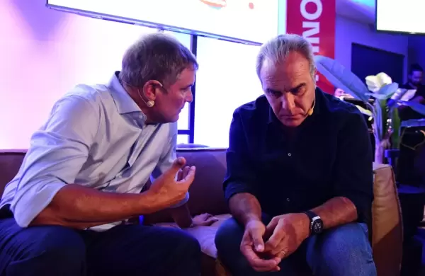 Liderazgo y gestin de emociones en el ftbol: las tcticas que usan los directores tcnicos de Nacional y Pearol, Lasarte y Aguirre