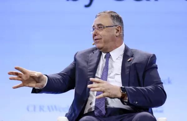 Vaca Muerta se "argentiniza": por qué venden las petroleras extranjeras y compran las locales