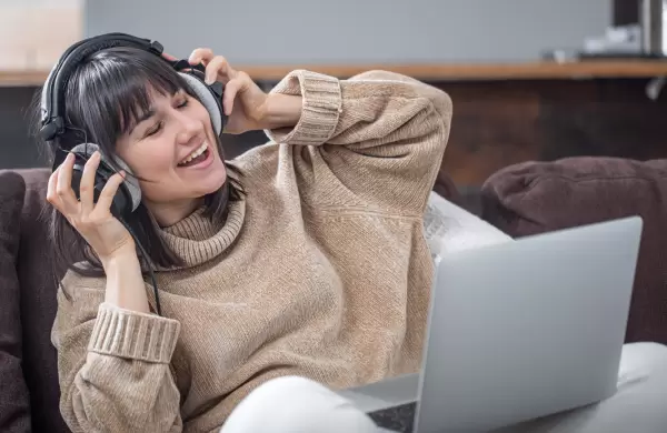 Cmo cambi la forma de escuchar msica y podcasts: las cifras detrs del fenmeno