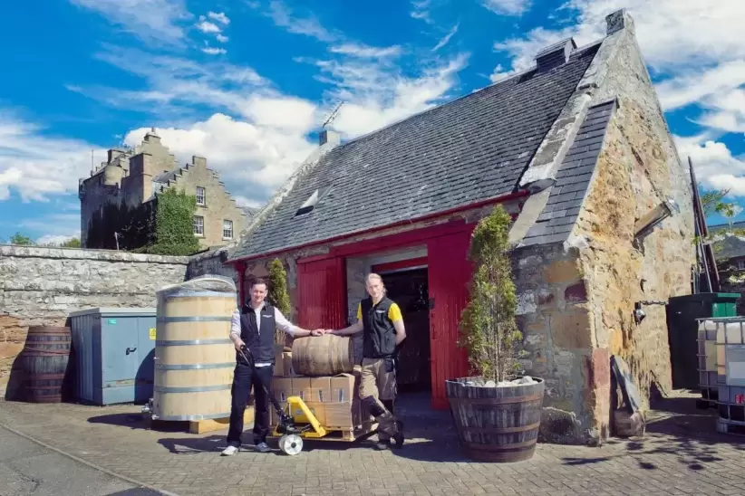 Hermanos Thompson Dornoch Distillery