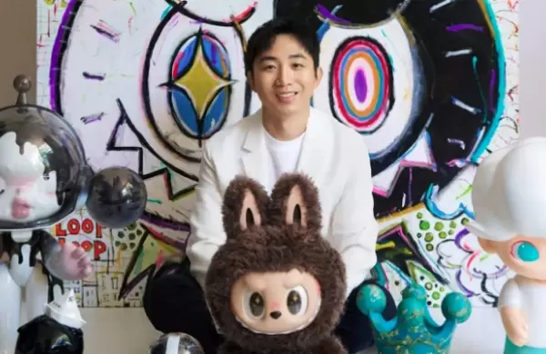 Tiene 38 aos, es uno de los fabricantes de juguetes ms importante del mundo y en un solo da sum US$ 1.600 millones a su fortuna