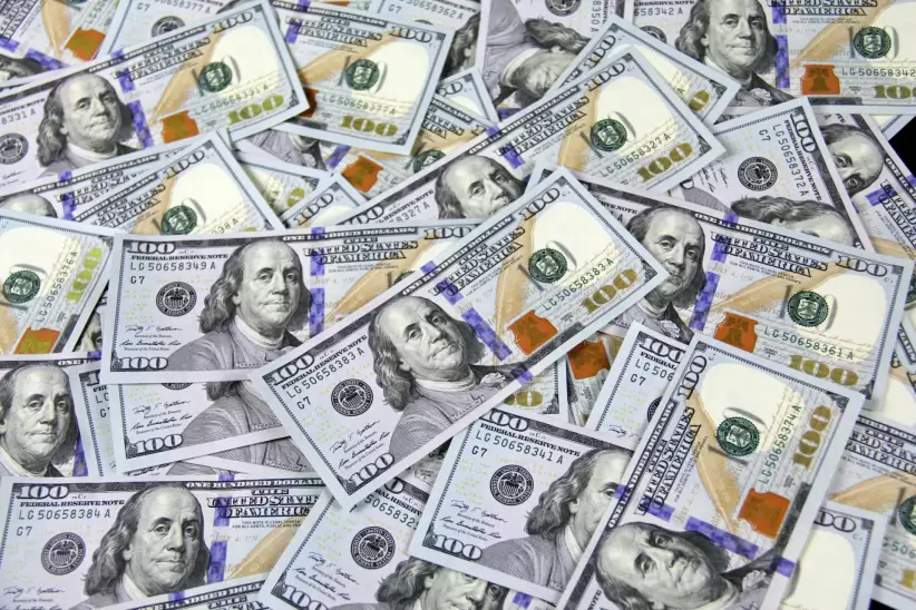 Billetes de 100 dlares. Riqueza