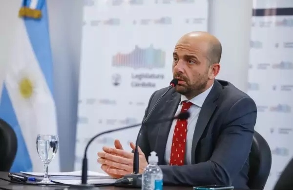 Javier Milei echó a Franco Mogetta, secretario de Transporte, asumirá el mendocino Luis Pierrini