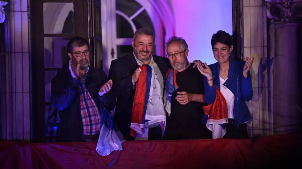 Fernando Pereira, Mario Bergara, Salvador Schelotto y Vernica Pieiro. Foto: X