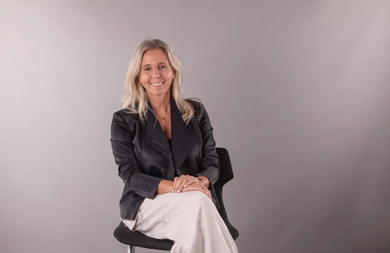 gabriela renaudo - visa d65a4911