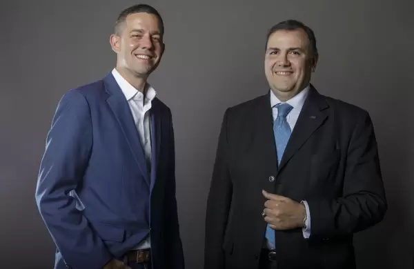 Proveedores mineros, la transformación de la fuerza silenciosa en tiempos de la IA