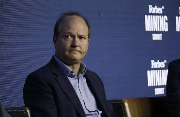 Más privatizaciones y baja de impuestos: cómo es el plan del Gobierno para impulsar las inversiones en Energía