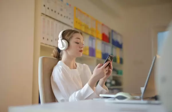 Se puede aprender un idioma con una app? Viajeros polglotas dan su veredicto