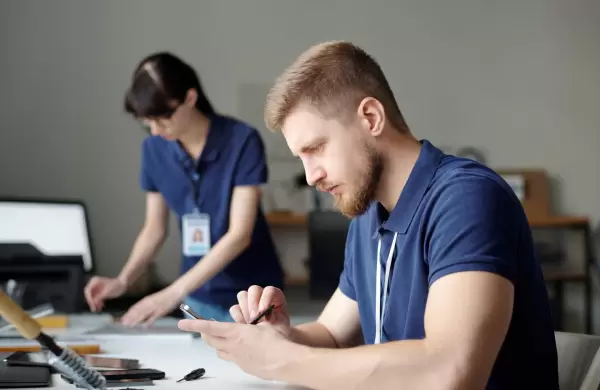 Photoshop llega a Android con funciones de inteligencia artificial y edicin profesional