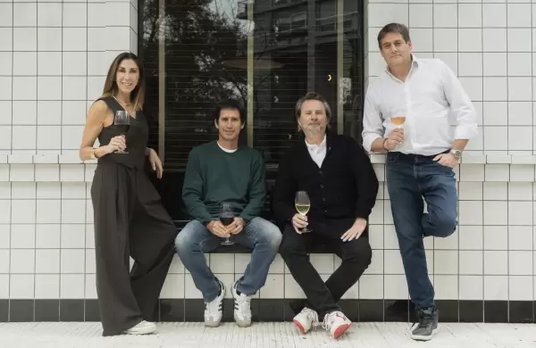 La app que convierte $ 15.000 en 30 copas de vino levantó US$ 100.000