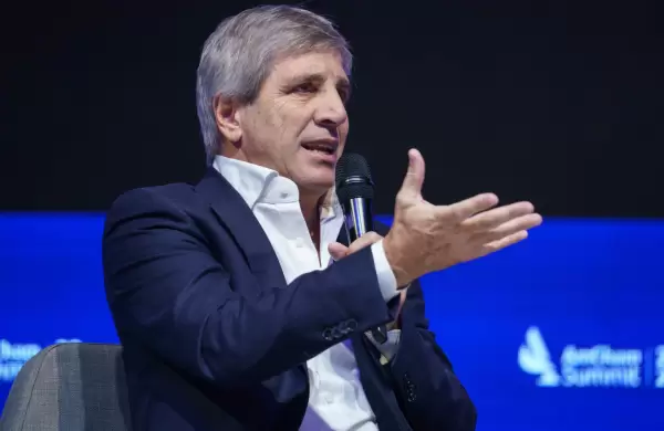 Caputo insiste en que las bandas no se van pero el mercado duda hasta dónde se sostendrán