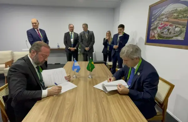 Siempre inflación, dólar y deuda: los pendientes que arrastra el Gobierno mientras busca avanzar con las reformas