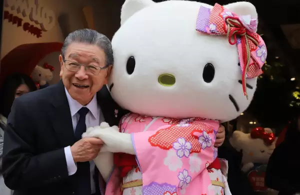 Con 97 aos, el fundador de Hello Kitty recupera su lugar entre los ms ricos de Japn