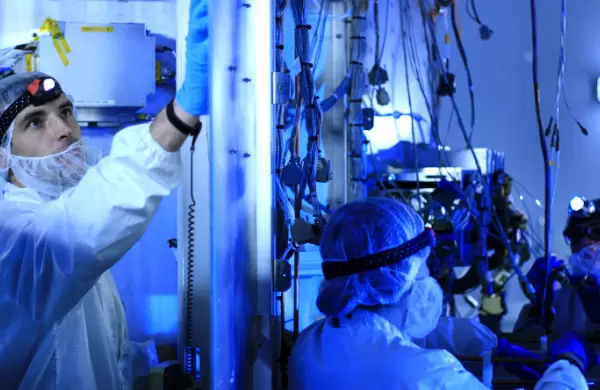 Es una empresa estatal, no recibe subsidios, exporta tecnologa a ms de 10 pases y factura ms de US$ 200 millones al ao