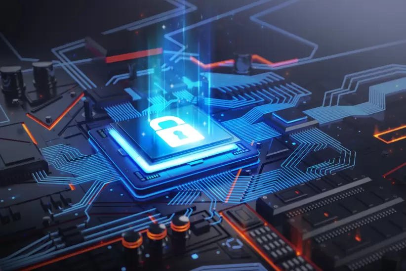 Representacin digital de la ciberseguridad, con un candado sobre un circuito electrnico que simboliza la proteccin de sistemas y datos frente a ame