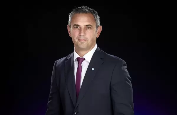 Martín Menem: "En el sector privado hay palabra; en la política es todo mucho más complejo"