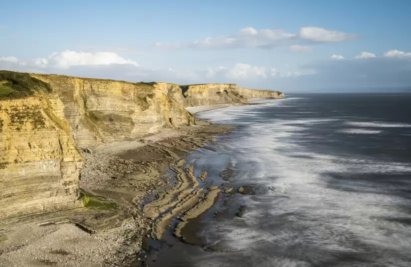 Dunraven Bay. (Photo by: Loop Images/Universal Images Group via Getty Images)