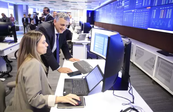 Empez el autodespacho de nafta: descuentos del 5% por la noche y cambios de precios guiados por IA